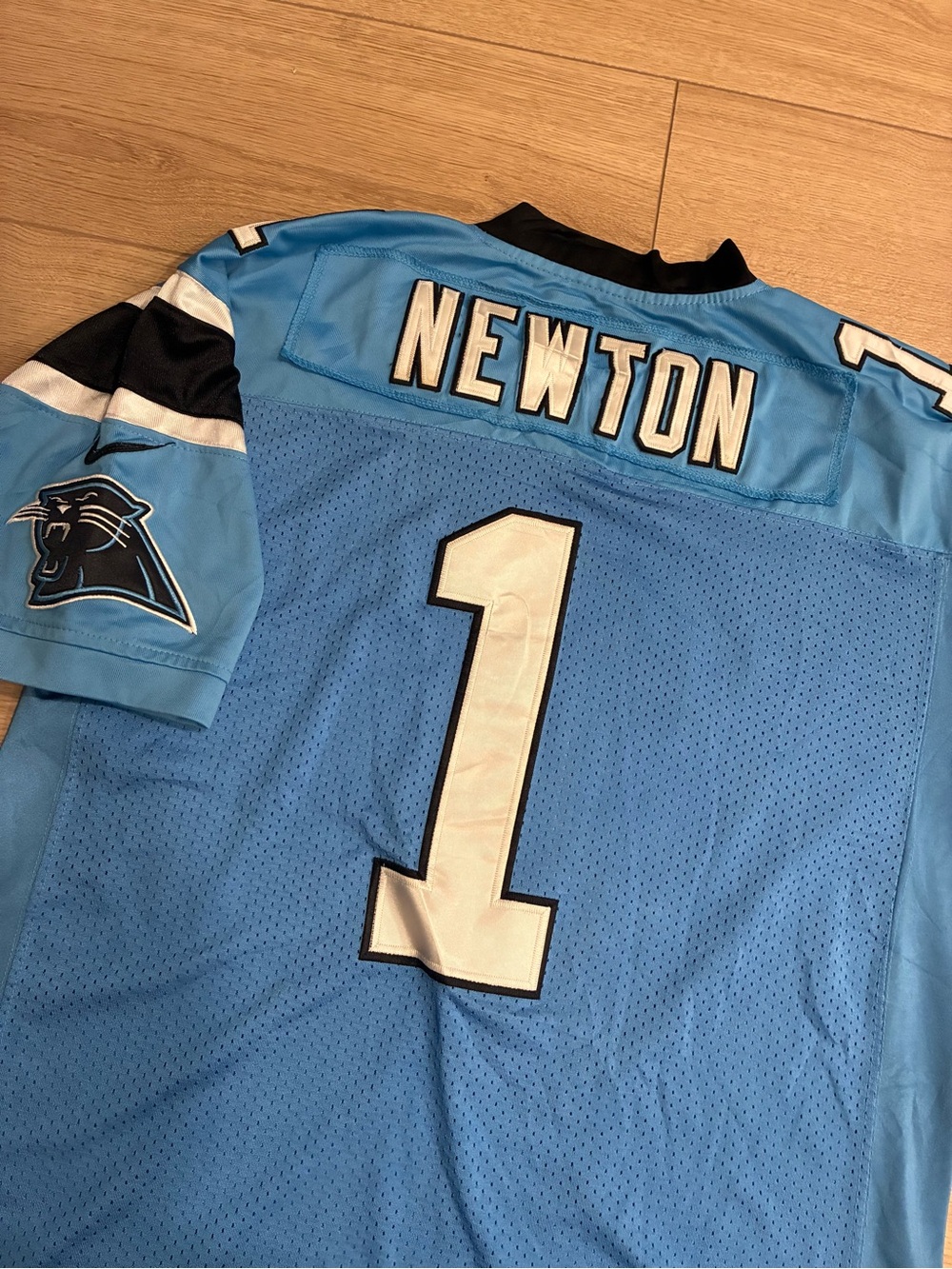 Nike Men’s On Field Carolina Panthers Cam Newton Football Jersey Size 44 *READ